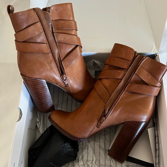 ALDO Leather Ankle Boots - High Heel, Size US 6 - Picture 4 of 7